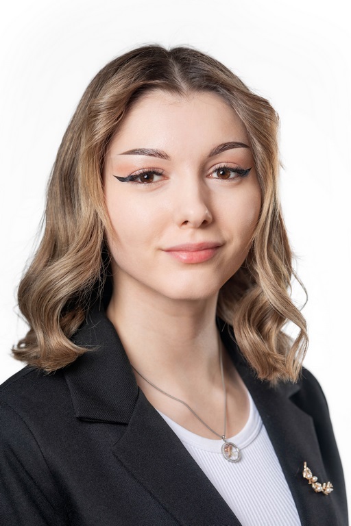 Вихрова Кристина Сергеевна.